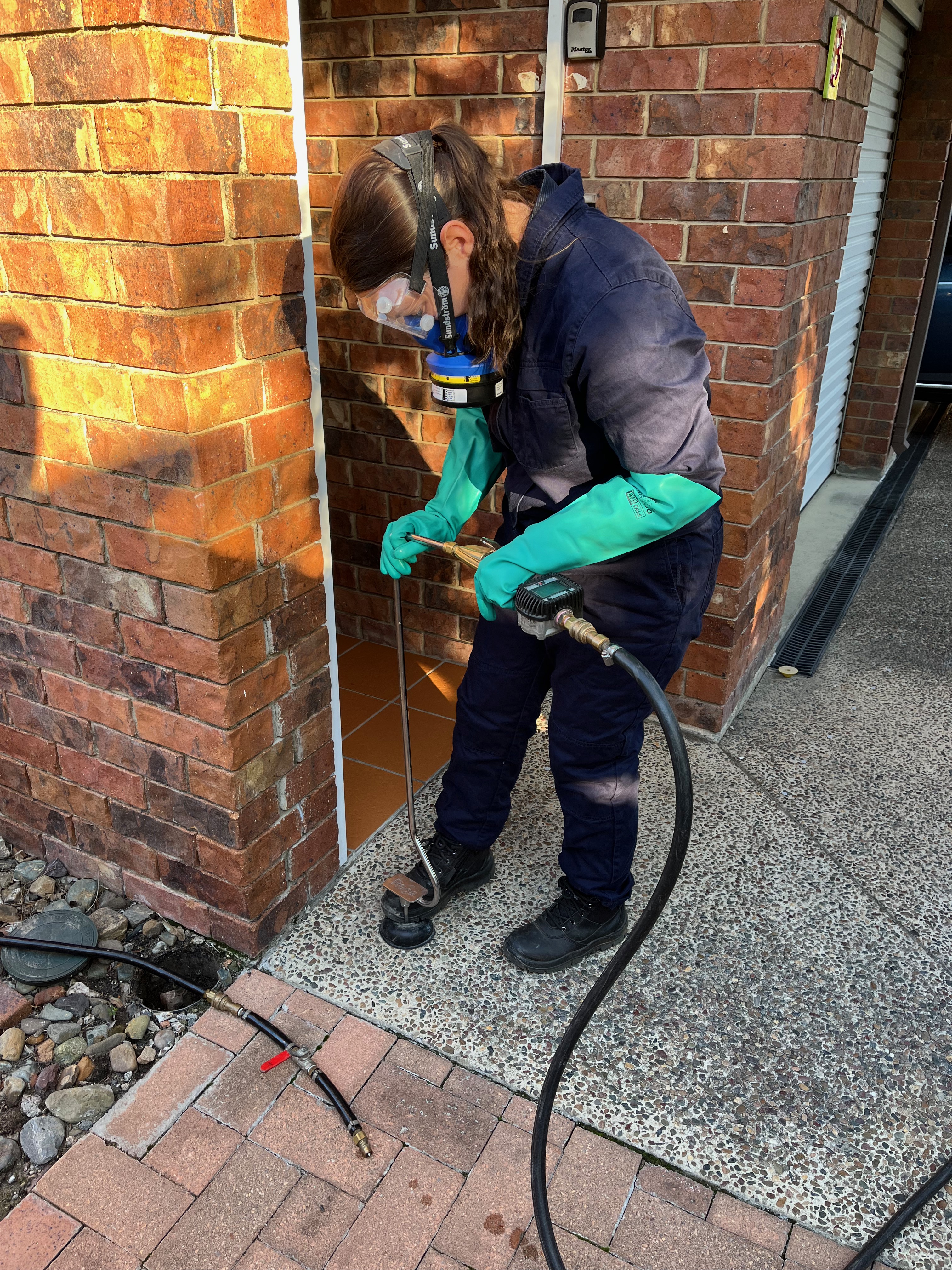 Professional pest control training environment