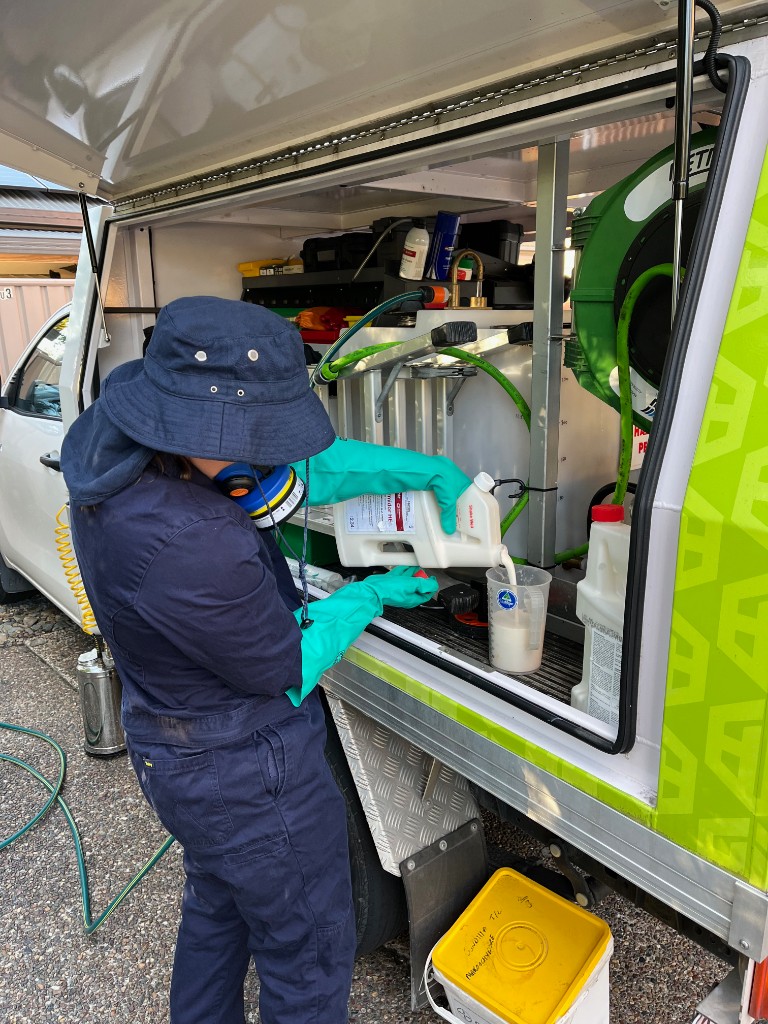 How Do I Get a Pest Control Licence in Australia?